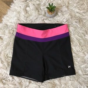 Xersion Performance Shorts S Fitted Leg Band